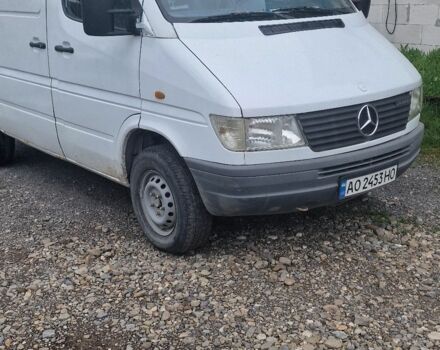 Белый Мерседес Sprinter, объемом двигателя 2.3 л и пробегом 100 тыс. км за 3600 $, фото 7 на Automoto.ua