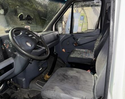 Белый Мерседес Sprinter, объемом двигателя 2.3 л и пробегом 200 тыс. км за 2999 $, фото 10 на Automoto.ua