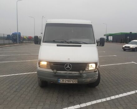 Белый Мерседес Sprinter, объемом двигателя 2.3 л и пробегом 433 тыс. км за 2000 $, фото 5 на Automoto.ua