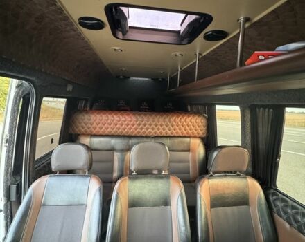 Белый Мерседес Sprinter, объемом двигателя 2.9 л и пробегом 467 тыс. км за 9500 $, фото 7 на Automoto.ua