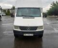 Белый Мерседес Sprinter, объемом двигателя 2.3 л и пробегом 300 тыс. км за 4600 $, фото 1 на Automoto.ua