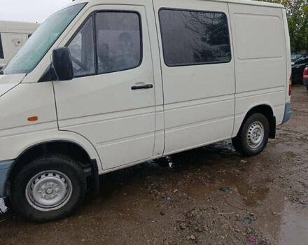 Белый Мерседес Sprinter, объемом двигателя 2.29 л и пробегом 500 тыс. км за 4500 $, фото 2 на Automoto.ua