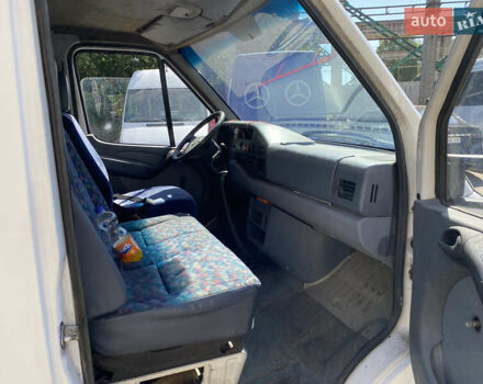 Білий Мерседес Sprinter, об'ємом двигуна 2.3 л та пробігом 400 тис. км за 6200 $, фото 16 на Automoto.ua