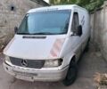 Белый Мерседес Sprinter, объемом двигателя 2.3 л и пробегом 300 тыс. км за 3000 $, фото 3 на Automoto.ua
