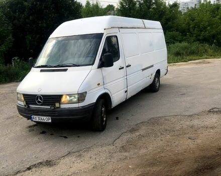 Белый Мерседес Sprinter, объемом двигателя 2.3 л и пробегом 258 тыс. км за 3499 $, фото 1 на Automoto.ua