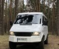 Белый Мерседес Sprinter, объемом двигателя 2.9 л и пробегом 300 тыс. км за 6000 $, фото 1 на Automoto.ua