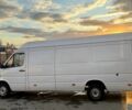 Білий Мерседес Sprinter, об'ємом двигуна 2.8 л та пробігом 345 тис. км за 3200 $, фото 1 на Automoto.ua
