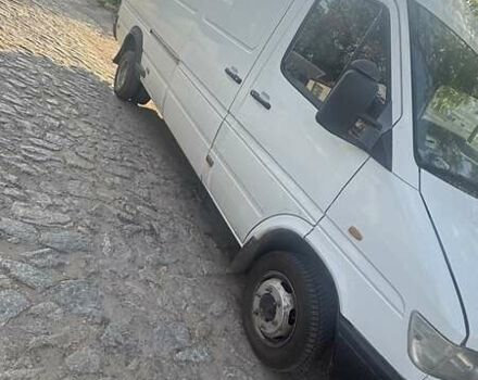 Белый Мерседес Sprinter, объемом двигателя 2.9 л и пробегом 700 тыс. км за 11000 $, фото 16 на Automoto.ua