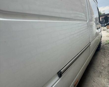 Белый Мерседес Sprinter, объемом двигателя 2.9 л и пробегом 700 тыс. км за 11000 $, фото 6 на Automoto.ua