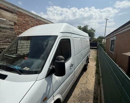 Белый Мерседес Sprinter, объемом двигателя 2.9 л и пробегом 700 тыс. км за 11000 $, фото 4 на Automoto.ua
