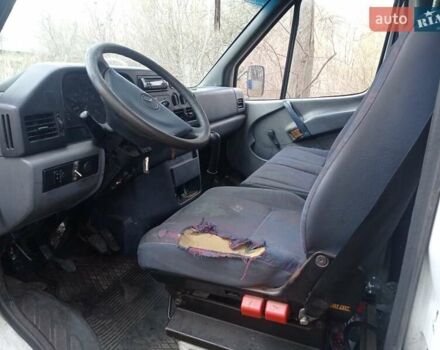 Белый Мерседес Sprinter, объемом двигателя 2.9 л и пробегом 650 тыс. км за 7000 $, фото 2 на Automoto.ua