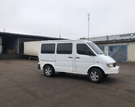 Белый Мерседес Sprinter, объемом двигателя 2.9 л и пробегом 300 тыс. км за 6000 $, фото 6 на Automoto.ua