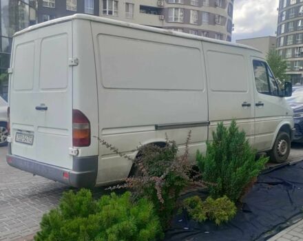 Белый Мерседес Sprinter, объемом двигателя 2.3 л и пробегом 530 тыс. км за 4000 $, фото 7 на Automoto.ua
