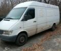Белый Мерседес Sprinter, объемом двигателя 0 л и пробегом 500 тыс. км за 4800 $, фото 1 на Automoto.ua