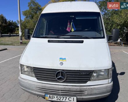 Білий Мерседес Sprinter, об'ємом двигуна 2.9 л та пробігом 400 тис. км за 4200 $, фото 1 на Automoto.ua