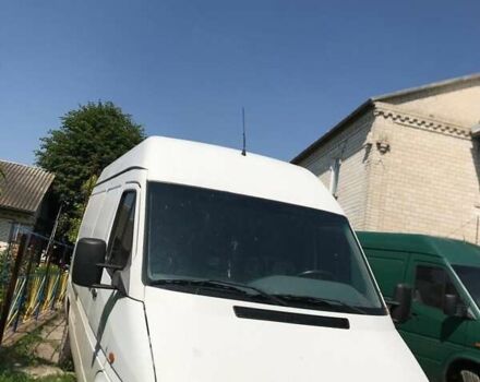 Белый Мерседес Sprinter, объемом двигателя 0 л и пробегом 470 тыс. км за 6200 $, фото 4 на Automoto.ua