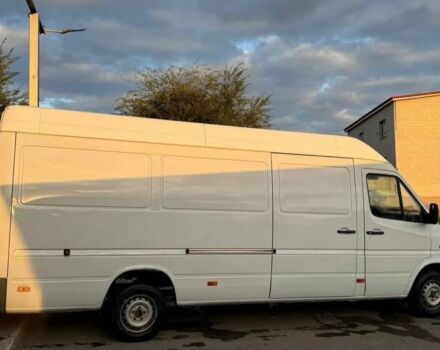 Білий Мерседес Sprinter, об'ємом двигуна 2.8 л та пробігом 345 тис. км за 3200 $, фото 1 на Automoto.ua