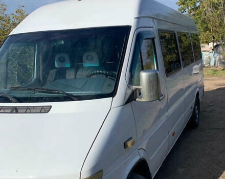 Белый Мерседес Sprinter, объемом двигателя 2.87 л и пробегом 351 тыс. км за 10200 $, фото 2 на Automoto.ua