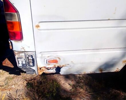 Білий Мерседес Sprinter, об'ємом двигуна 2.9 л та пробігом 500 тис. км за 1500 $, фото 2 на Automoto.ua