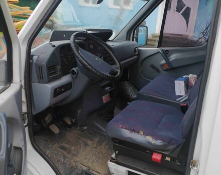 Белый Мерседес Sprinter, объемом двигателя 2.3 л и пробегом 600 тыс. км за 6700 $, фото 8 на Automoto.ua