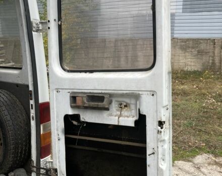 Белый Мерседес Sprinter, объемом двигателя 0 л и пробегом 400 тыс. км за 4500 $, фото 11 на Automoto.ua
