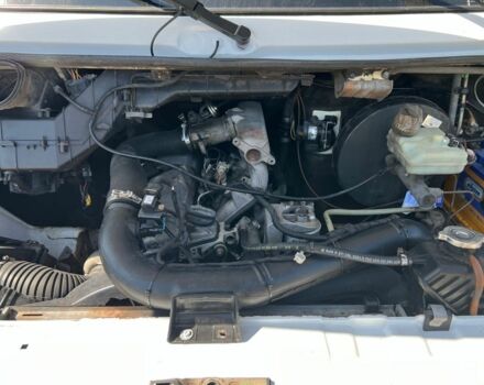 Белый Мерседес Sprinter, объемом двигателя 2.9 л и пробегом 600 тыс. км за 2000 $, фото 7 на Automoto.ua