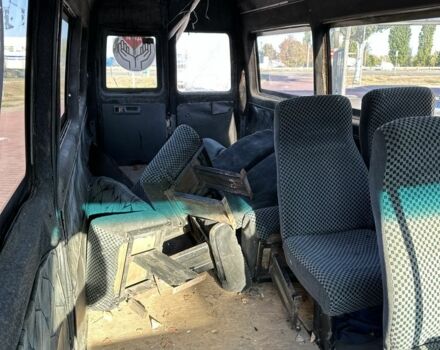 Белый Мерседес Sprinter, объемом двигателя 2.9 л и пробегом 150 тыс. км за 2600 $, фото 9 на Automoto.ua