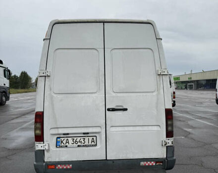 Белый Мерседес Sprinter, объемом двигателя 2.3 л и пробегом 500 тыс. км за 7400 $, фото 3 на Automoto.ua