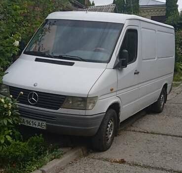 Белый Мерседес Sprinter, объемом двигателя 2.9 л и пробегом 380 тыс. км за 4700 $, фото 7 на Automoto.ua