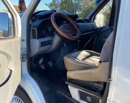 Белый Мерседес Sprinter, объемом двигателя 2.9 л и пробегом 100 тыс. км за 7300 $, фото 3 на Automoto.ua