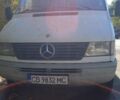 Білий Мерседес Sprinter, об'ємом двигуна 2 л та пробігом 356 тис. км за 2044 $, фото 2 на Automoto.ua