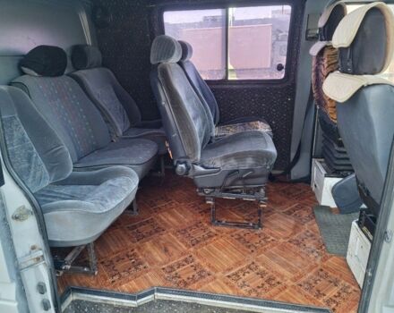 Белый Мерседес Sprinter, объемом двигателя 2.9 л и пробегом 550 тыс. км за 2300 $, фото 4 на Automoto.ua