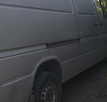 Белый Мерседес Sprinter, объемом двигателя 2.9 л и пробегом 380 тыс. км за 4700 $, фото 3 на Automoto.ua