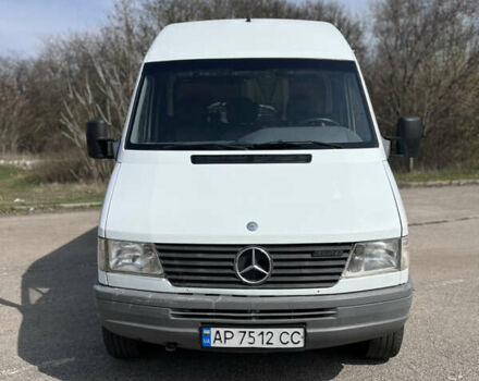 Белый Мерседес Sprinter, объемом двигателя 2.87 л и пробегом 832 тыс. км за 8999 $, фото 2 на Automoto.ua