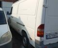 Белый Мерседес Sprinter, объемом двигателя 2.3 л и пробегом 200 тыс. км за 6000 $, фото 2 на Automoto.ua
