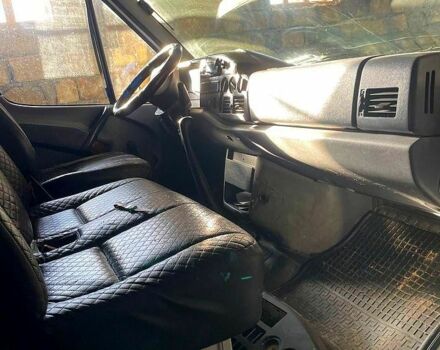 Белый Мерседес Sprinter, объемом двигателя 2.9 л и пробегом 600 тыс. км за 5000 $, фото 3 на Automoto.ua