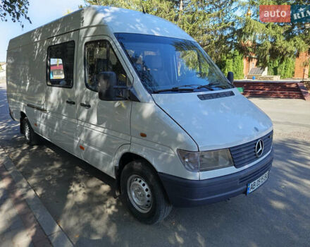 Белый Мерседес Sprinter, объемом двигателя 2.9 л и пробегом 645 тыс. км за 7950 $, фото 2 на Automoto.ua