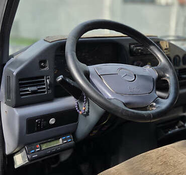 Белый Мерседес Sprinter, объемом двигателя 2.9 л и пробегом 710 тыс. км за 8000 $, фото 13 на Automoto.ua
