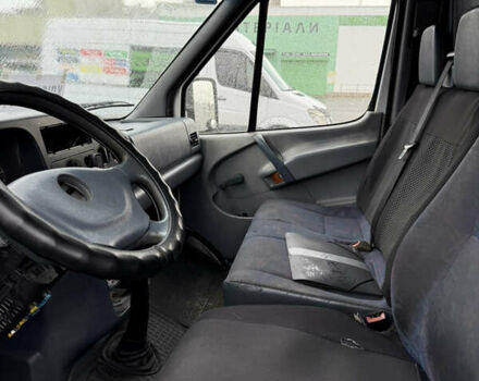 Белый Мерседес Sprinter, объемом двигателя 2.3 л и пробегом 500 тыс. км за 7400 $, фото 6 на Automoto.ua