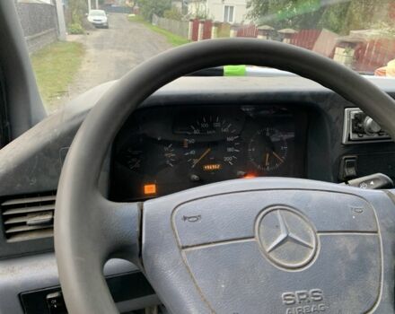 Белый Мерседес Sprinter, объемом двигателя 2.9 л и пробегом 496 тыс. км за 3700 $, фото 4 на Automoto.ua