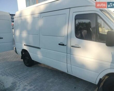 Белый Мерседес Sprinter, объемом двигателя 2.3 л и пробегом 375 тыс. км за 5700 $, фото 10 на Automoto.ua