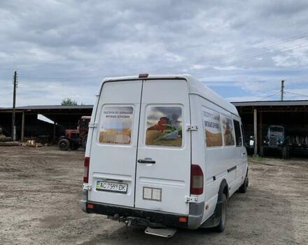 Белый Мерседес Sprinter, объемом двигателя 2.9 л и пробегом 370 тыс. км за 7000 $, фото 2 на Automoto.ua