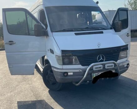 Белый Мерседес Sprinter, объемом двигателя 2.9 л и пробегом 560 тыс. км за 4200 $, фото 2 на Automoto.ua