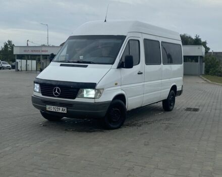 Белый Мерседес Sprinter, объемом двигателя 0 л и пробегом 480 тыс. км за 3700 $, фото 1 на Automoto.ua