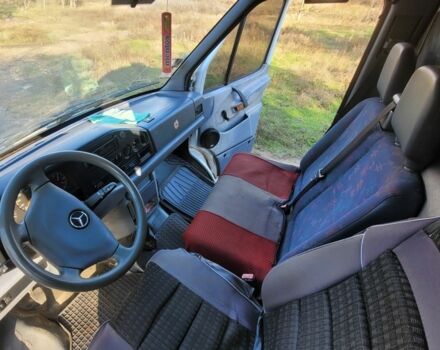Белый Мерседес Sprinter, объемом двигателя 0 л и пробегом 400 тыс. км за 4500 $, фото 7 на Automoto.ua