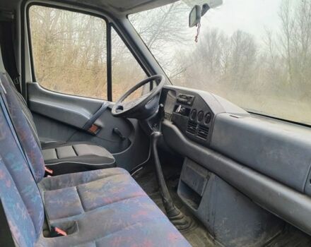 Белый Мерседес Sprinter, объемом двигателя 2.9 л и пробегом 315 тыс. км за 3300 $, фото 7 на Automoto.ua