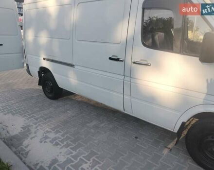 Белый Мерседес Sprinter, объемом двигателя 2.3 л и пробегом 375 тыс. км за 5700 $, фото 23 на Automoto.ua