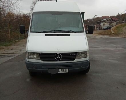 Белый Мерседес Sprinter, объемом двигателя 2.9 л и пробегом 400 тыс. км за 3000 $, фото 6 на Automoto.ua
