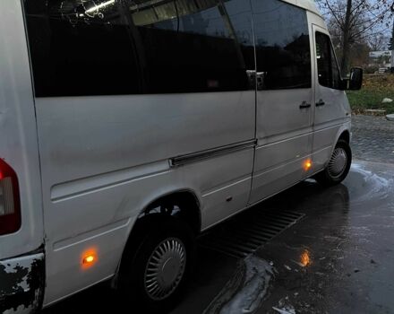 Белый Мерседес Sprinter, объемом двигателя 2.9 л и пробегом 200 тыс. км за 3500 $, фото 5 на Automoto.ua