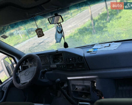 Белый Мерседес Sprinter, объемом двигателя 2.9 л и пробегом 350 тыс. км за 4300 $, фото 5 на Automoto.ua